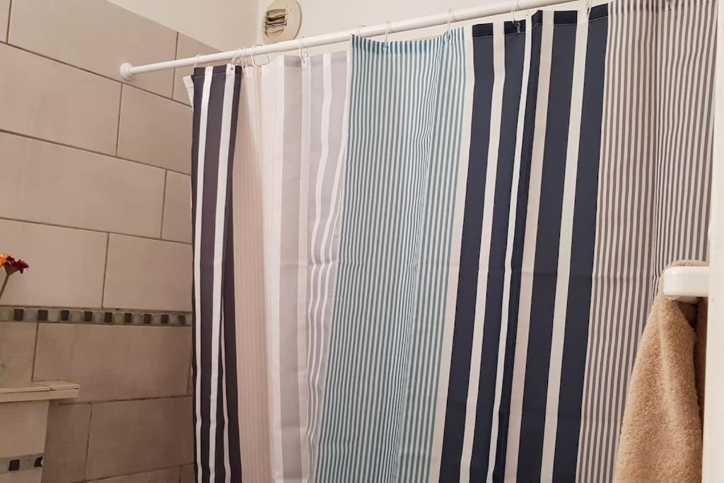 Parking Prive,T1 Bis, 10Mn Lyon Centre Apartment Villeurbanne Ngoại thất bức ảnh