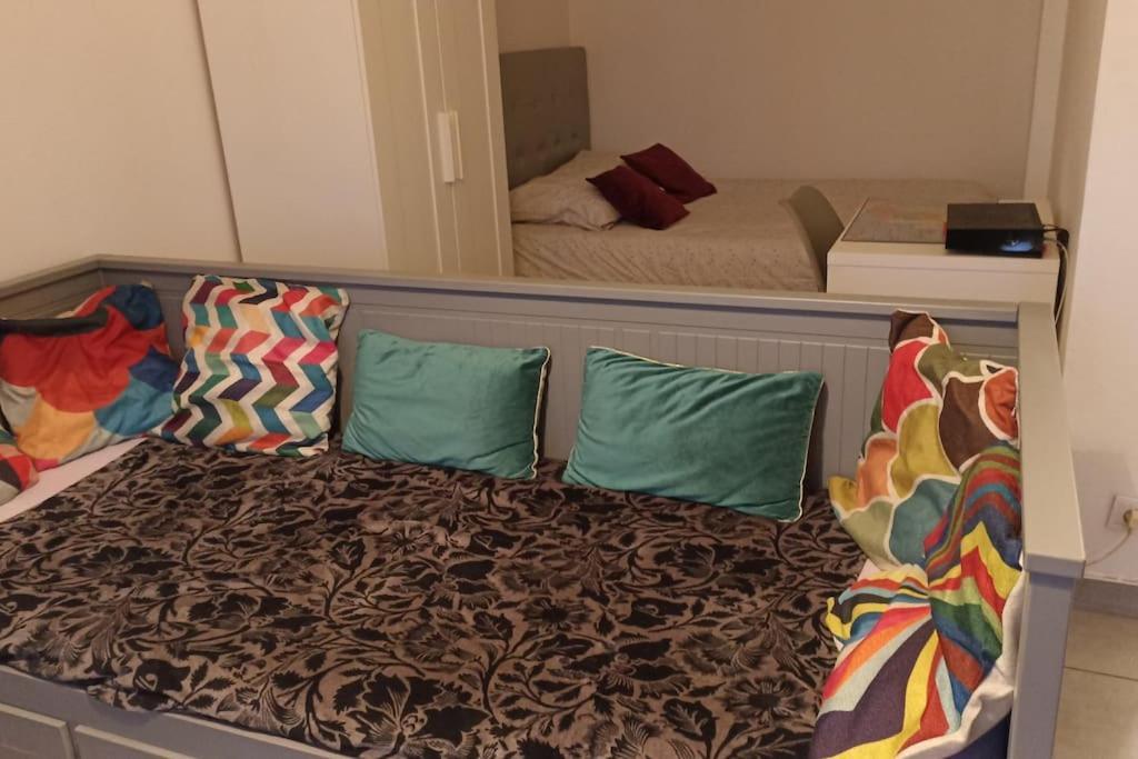 Parking Prive,T1 Bis, 10Mn Lyon Centre Apartment Villeurbanne Ngoại thất bức ảnh